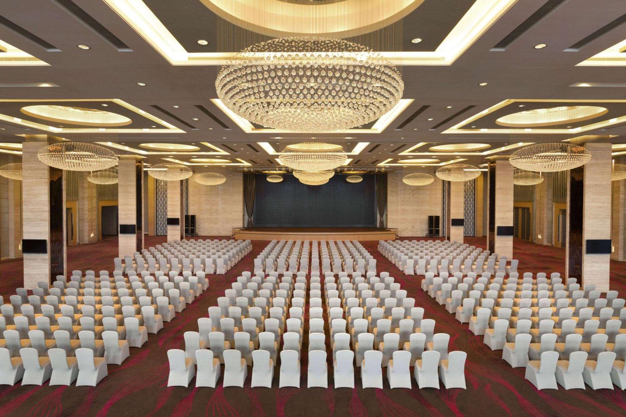 Wyndham Jinjiang Hotel Екстер'єр фото